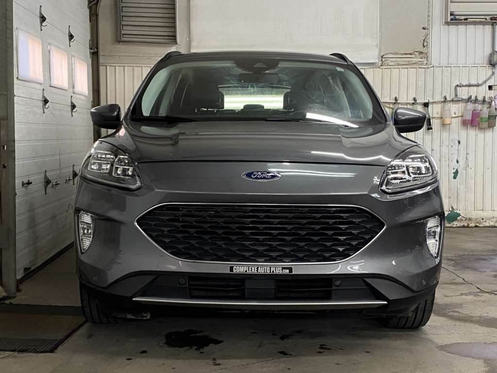 2022 Ford Escape - Image 3