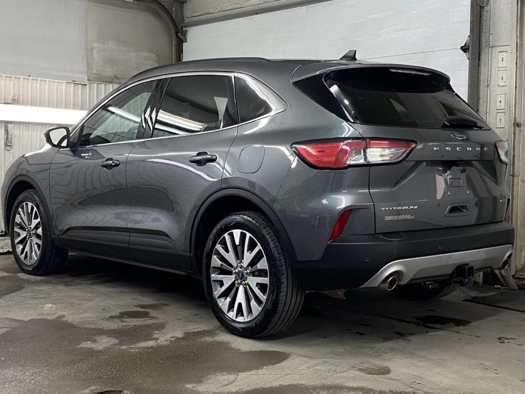 2022 Ford Escape - Image 5