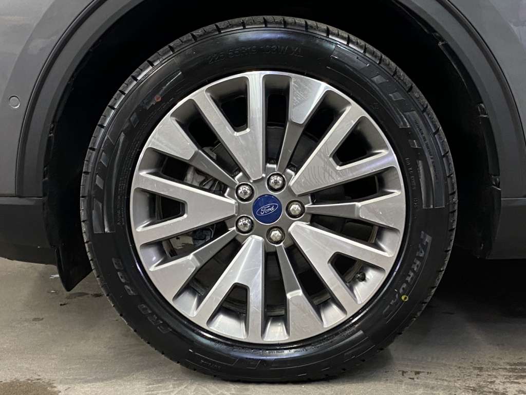 2022 Ford Escape - Image 11