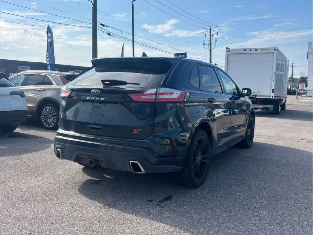 2022 Ford Edge - Image 4