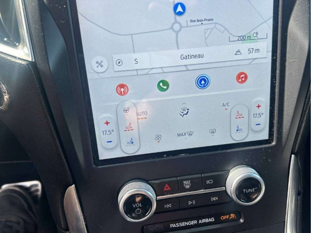 2022 Ford Edge - Image 9