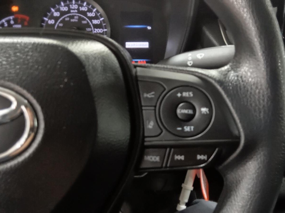 2020 Toyota Corolla - Image 12