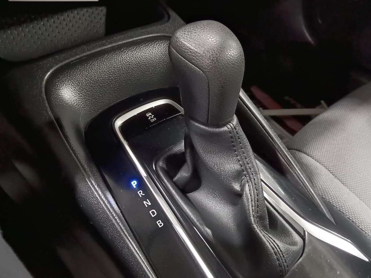 2020 Toyota Corolla - Image 17