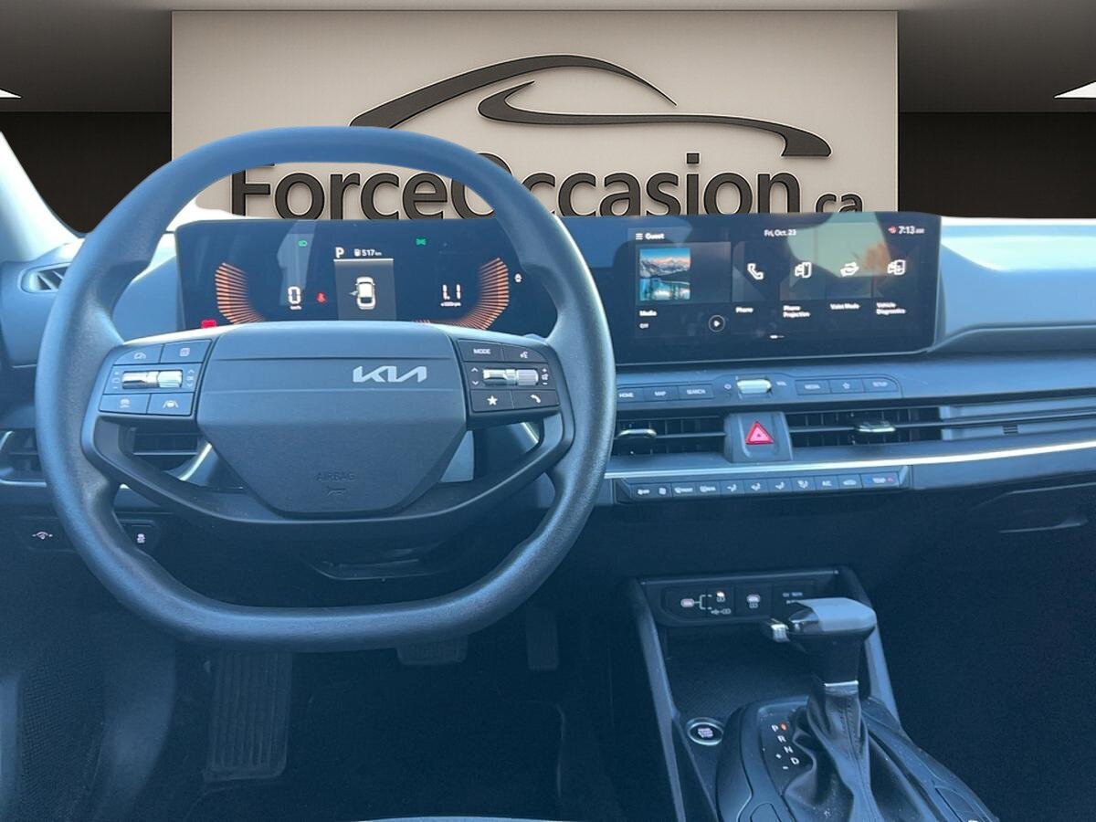 2025 Kia K4 - Image 3