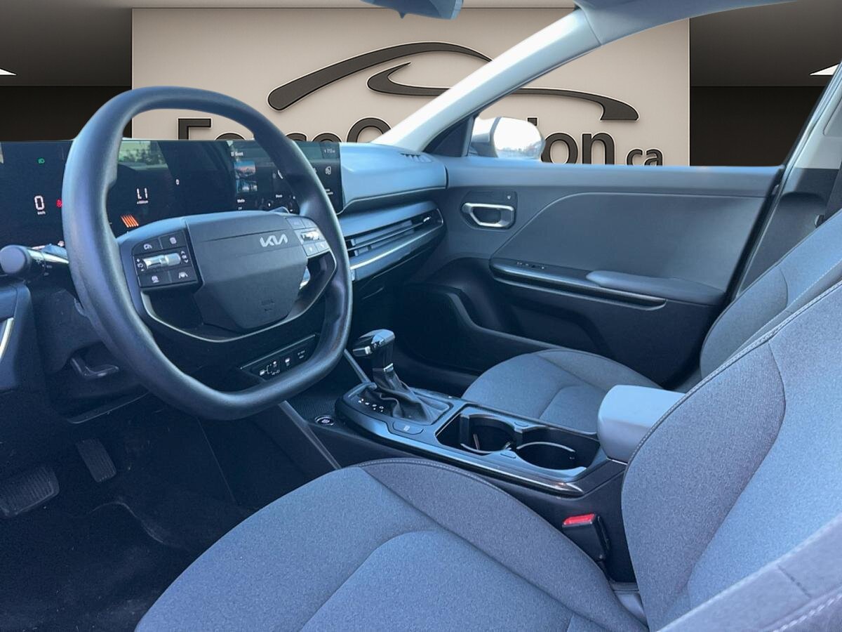 2025 Kia K4 - Image 5