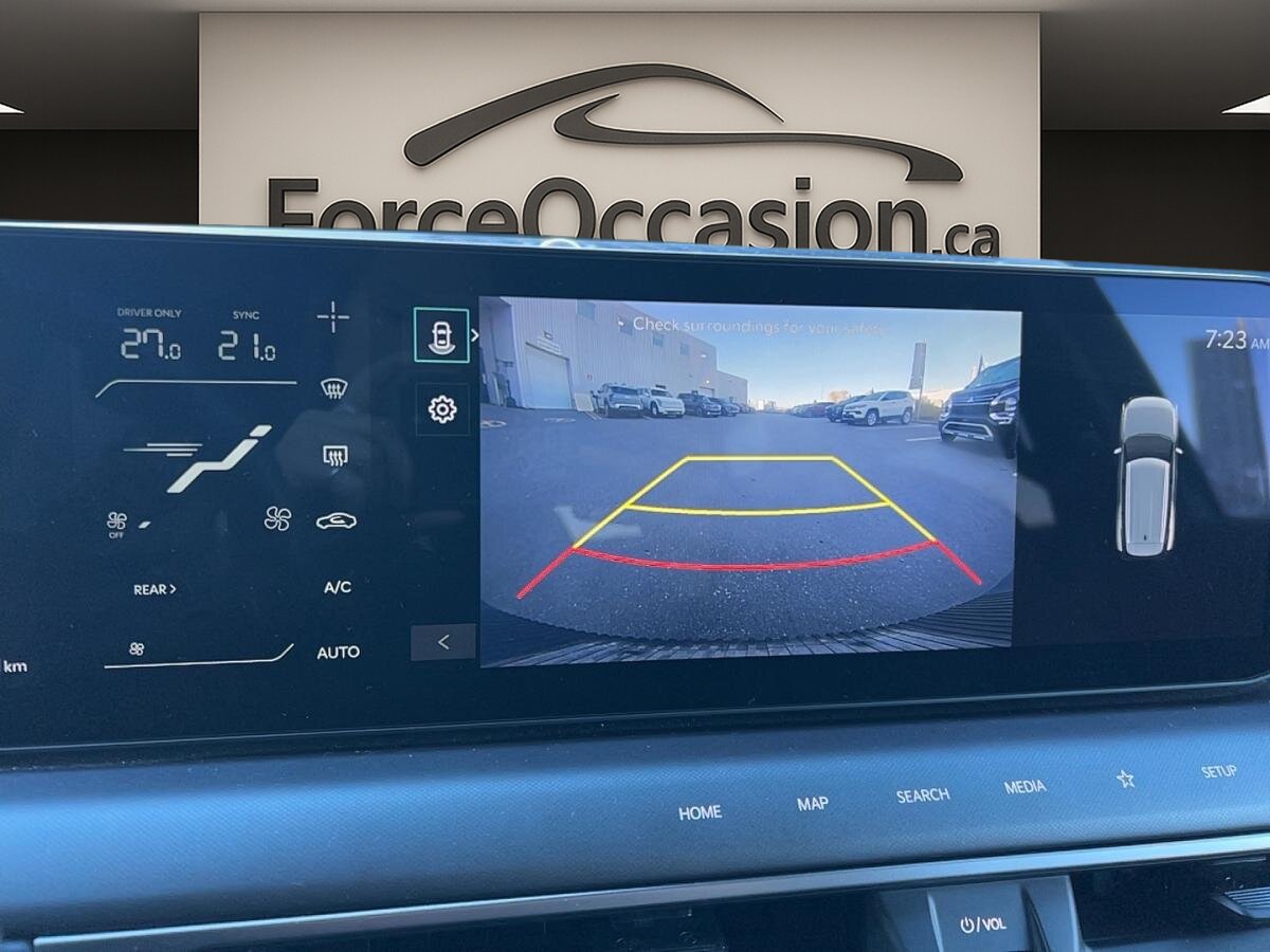 2025 Kia EV9 - Image 15
