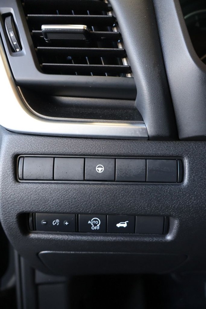 2026 Nissan Rogue - Image 20