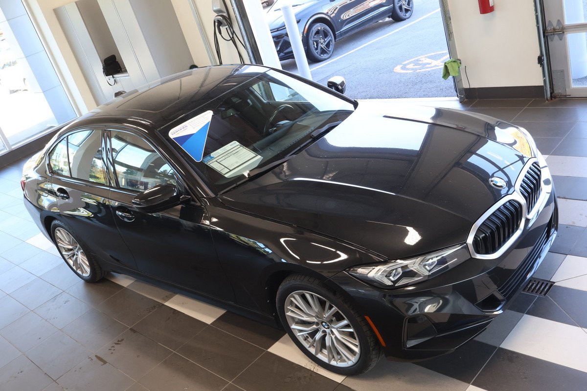 2023 BMW 3 Series - Image 10
