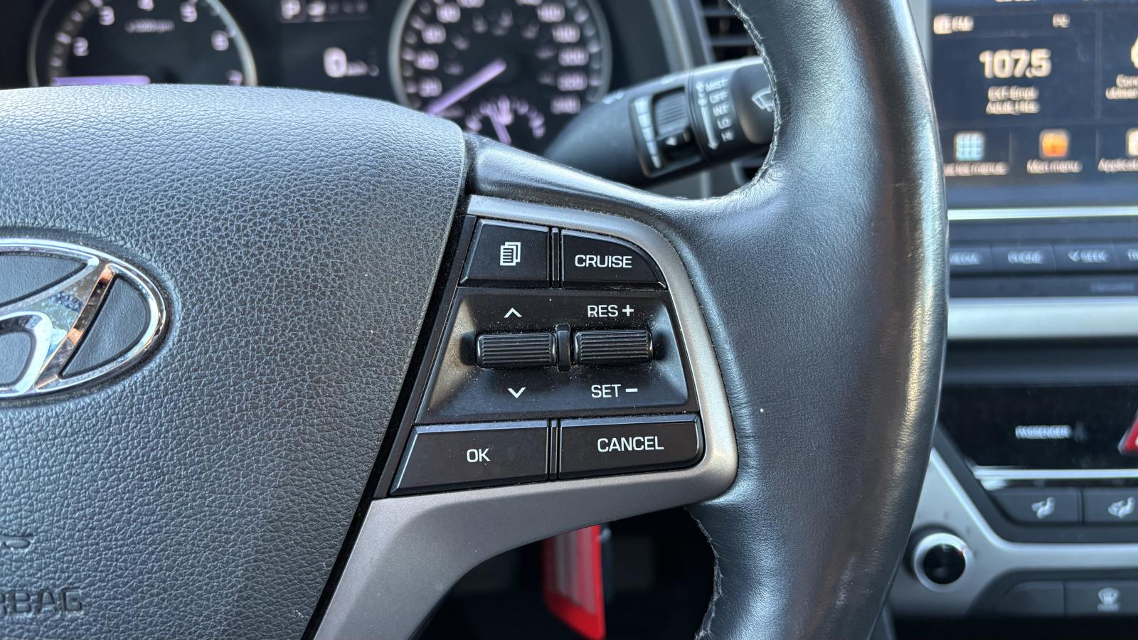 2017 Hyundai Elantra - Image 14