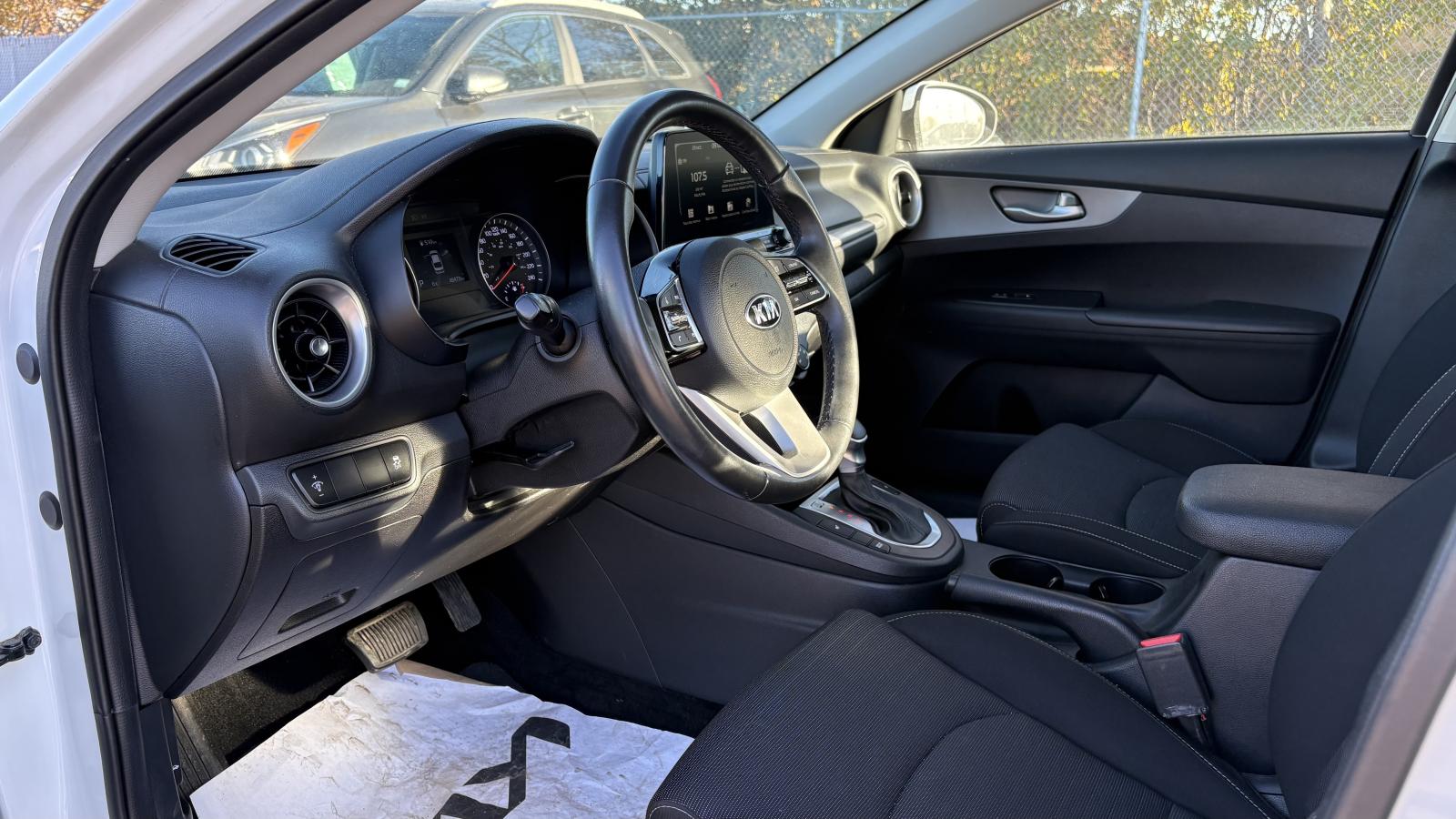 2020 Kia Forte - Image 14