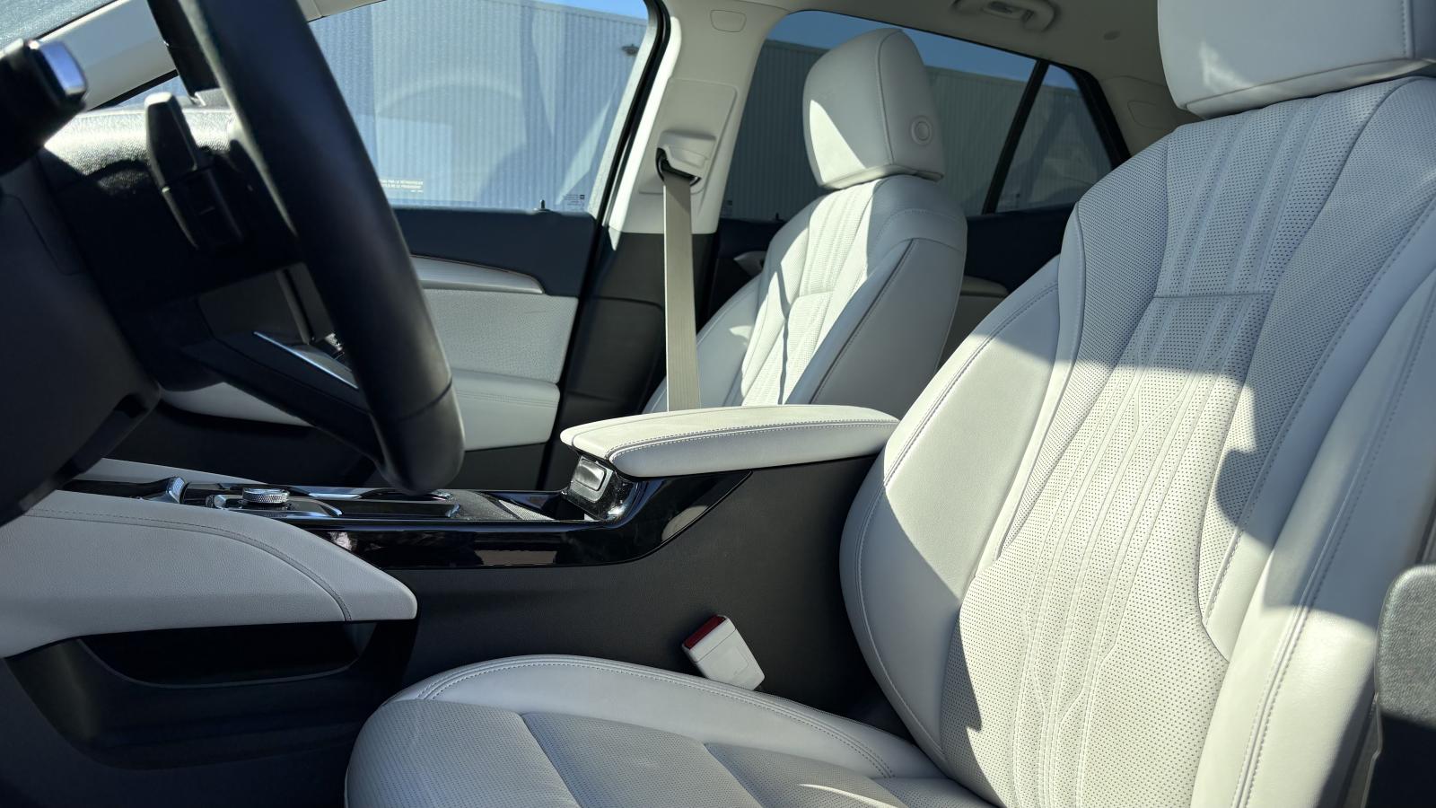 2024 Buick Envision - Image 16
