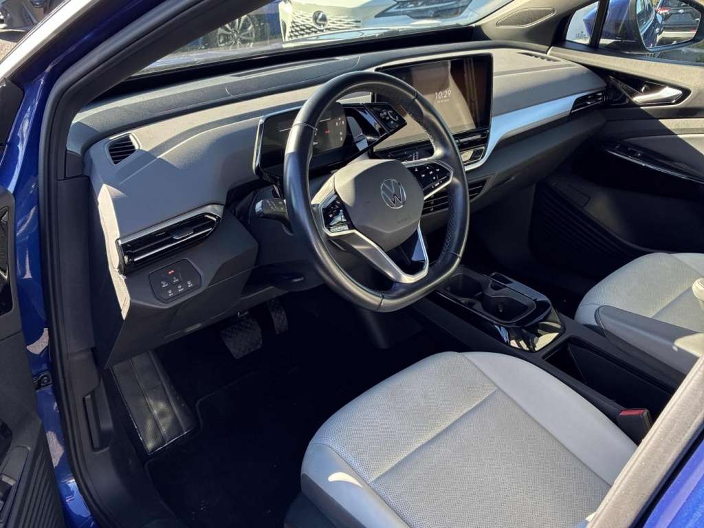 2022 Volkswagen ID.4 - Image 6