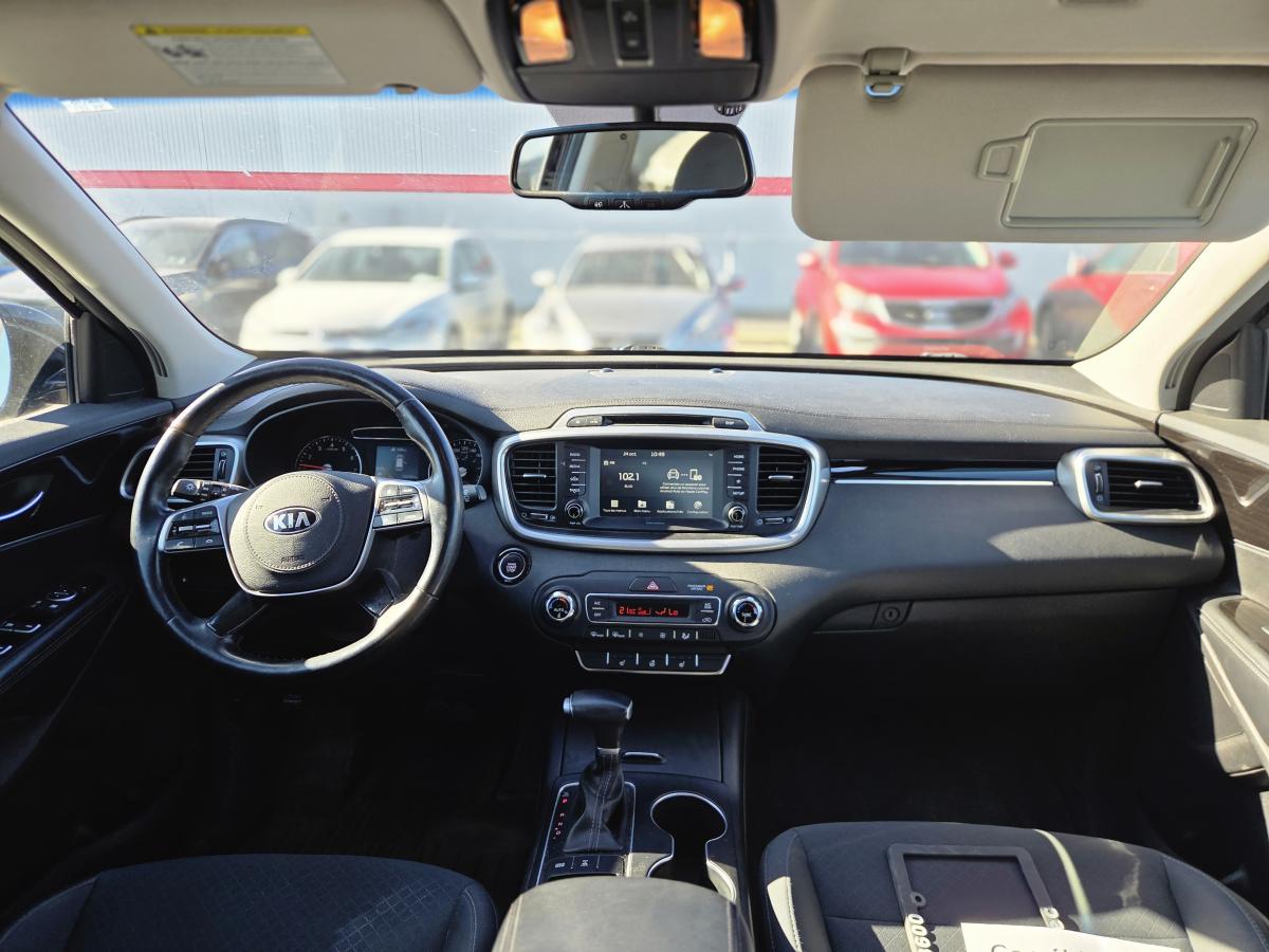 2019 Kia Sorento - Image 6