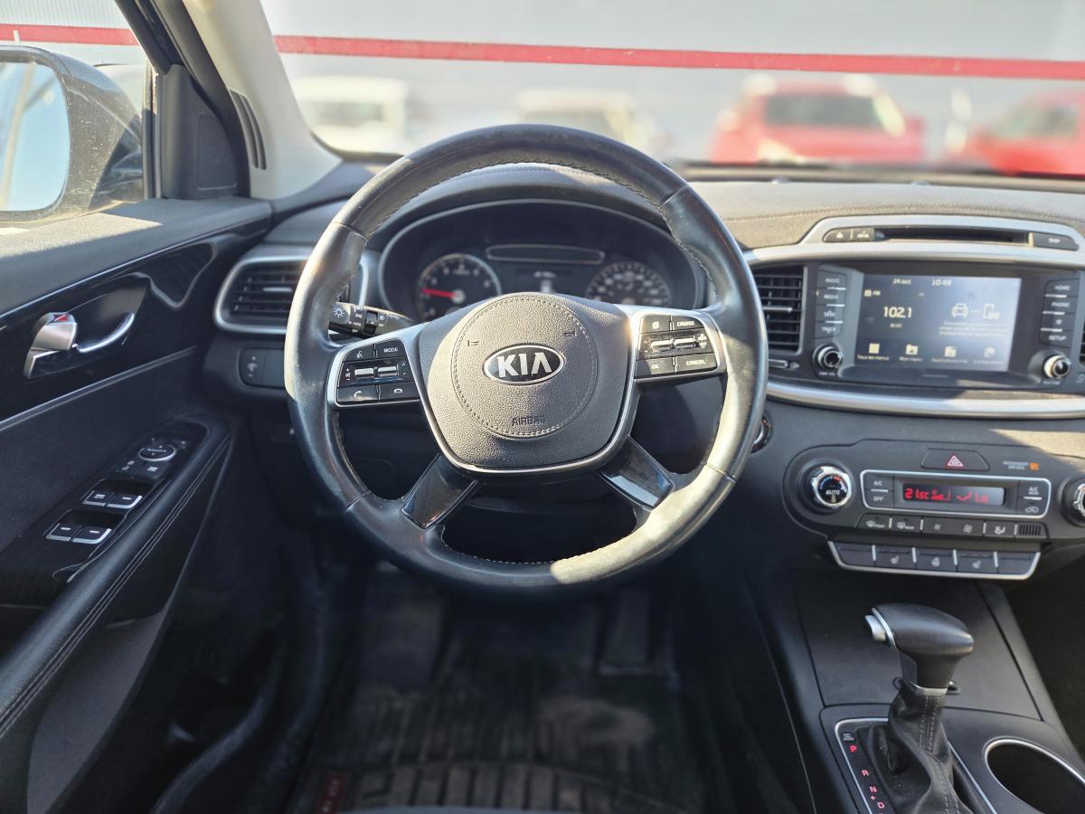 2019 Kia Sorento - Image 7
