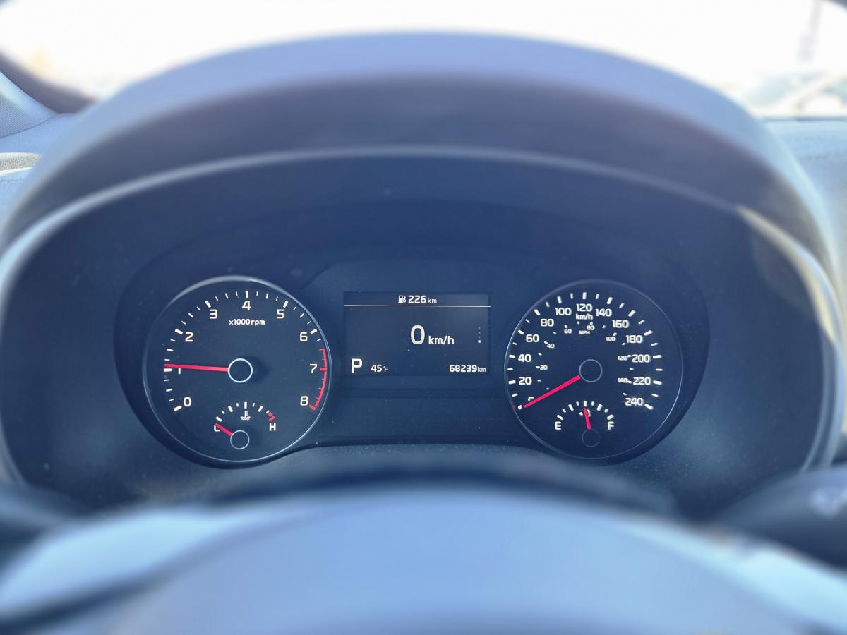 2022 Kia Sportage - Image 22