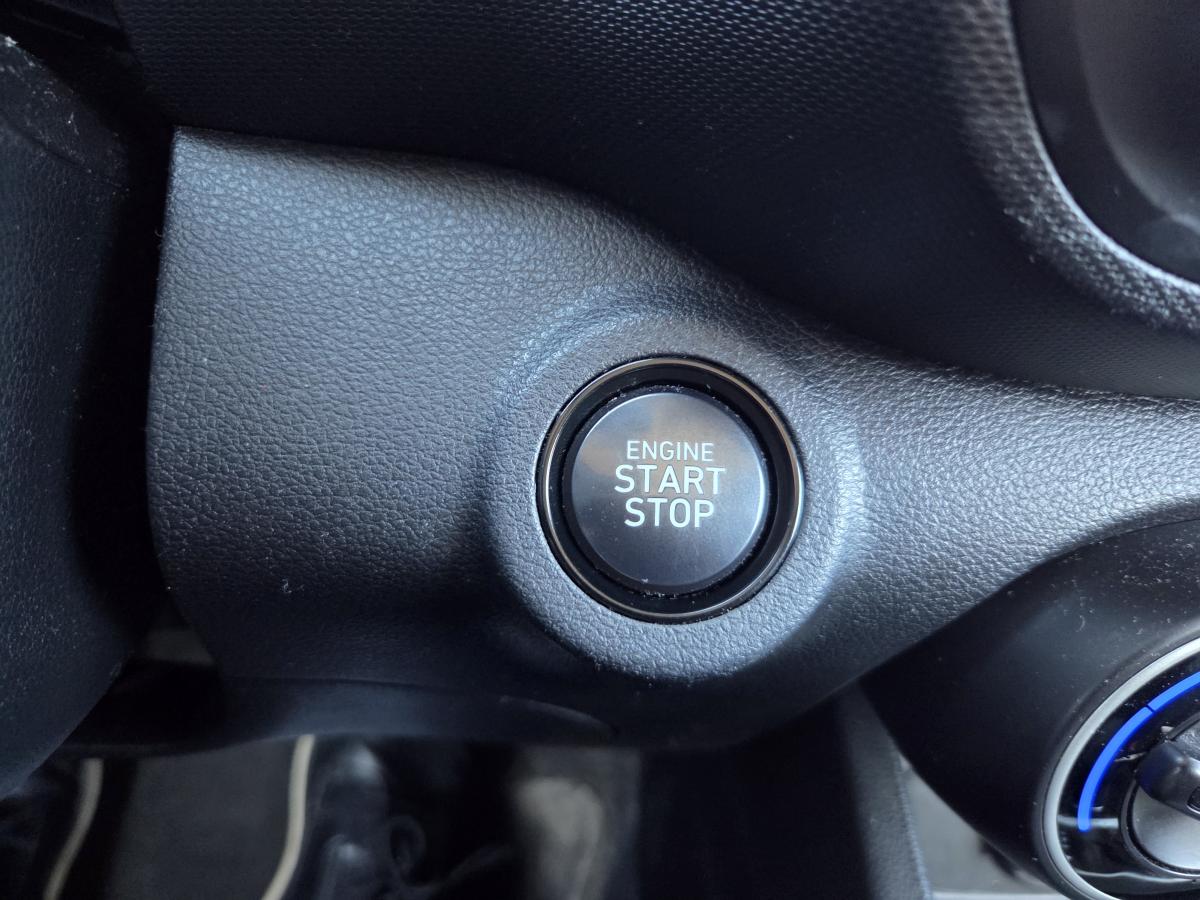 2021 Hyundai Venue - Image 18