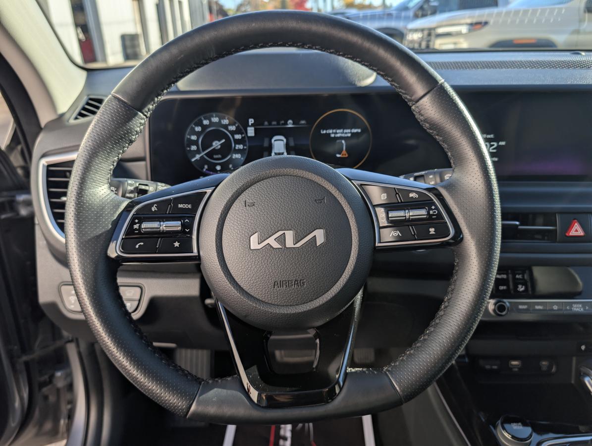 2025 Kia Seltos - Image 13