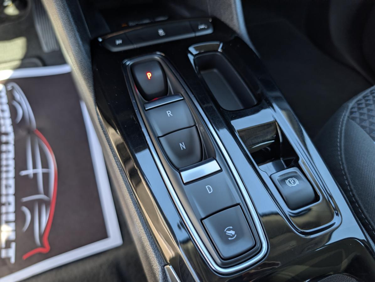 2023 Chevrolet Bolt EUV - Image 18