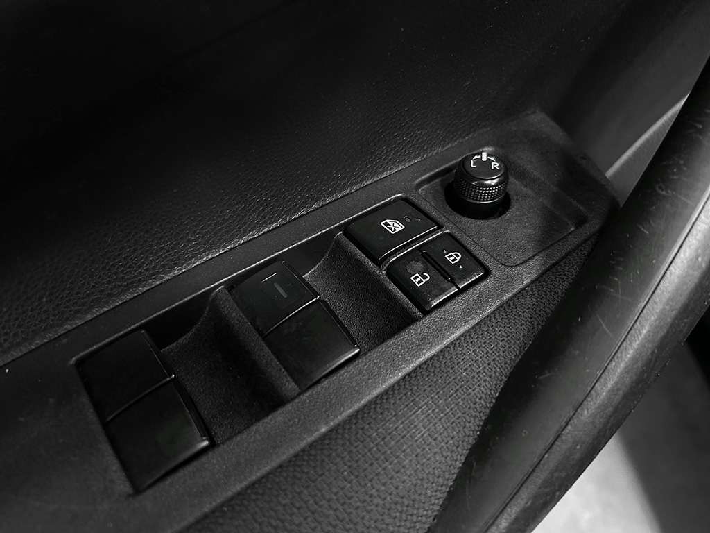 2024 Toyota Corolla - Image 8