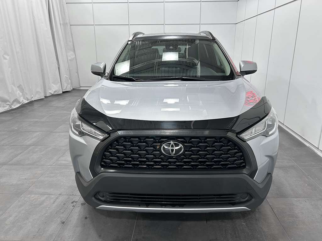 2022 Toyota Corolla Cross - Image 2