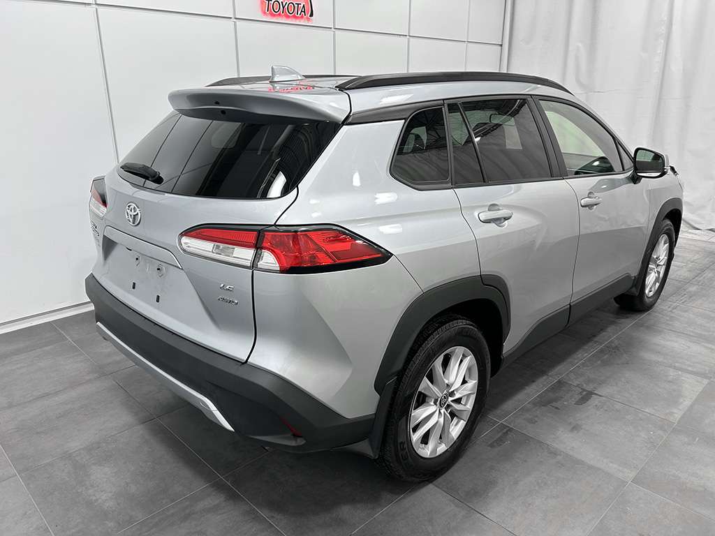 2022 Toyota Corolla Cross - Image 6