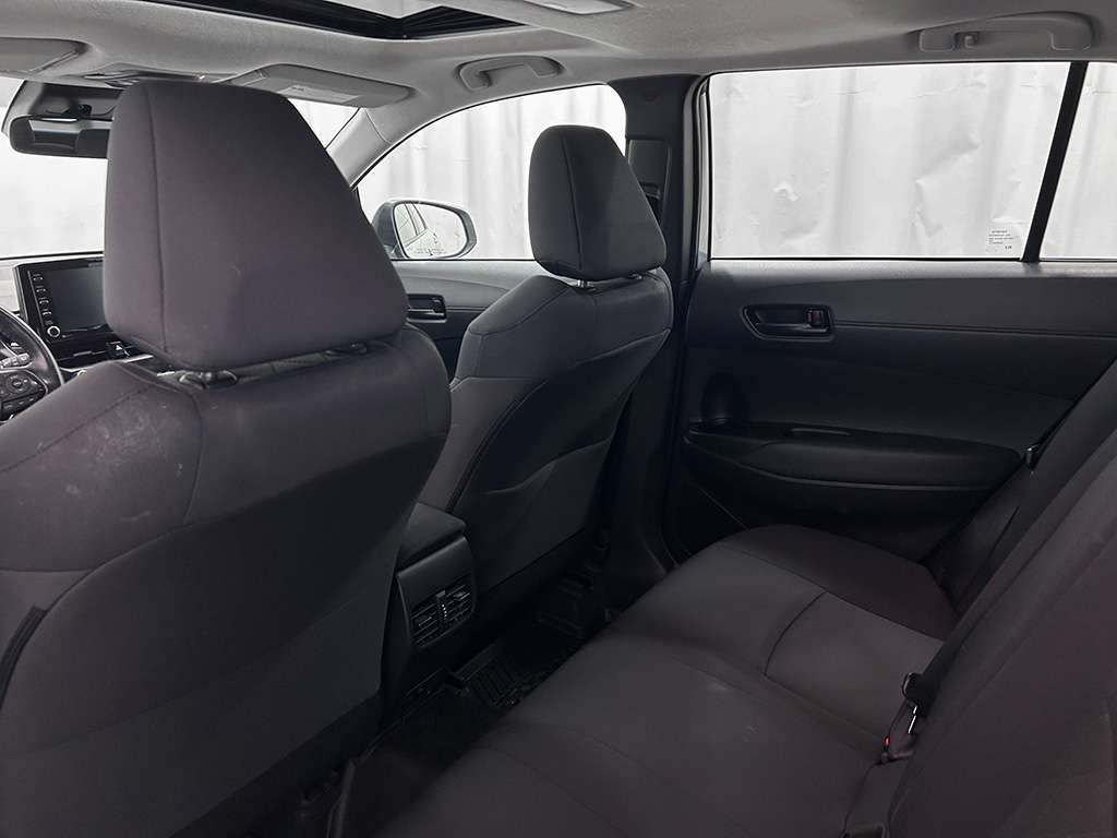 2022 Toyota Corolla Cross - Image 16