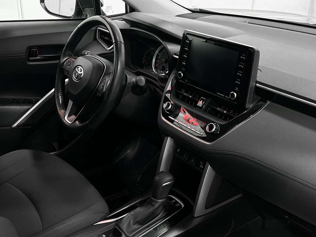 2022 Toyota Corolla Cross - Image 19