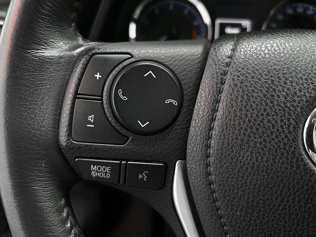 2018 Toyota Corolla - Image 10