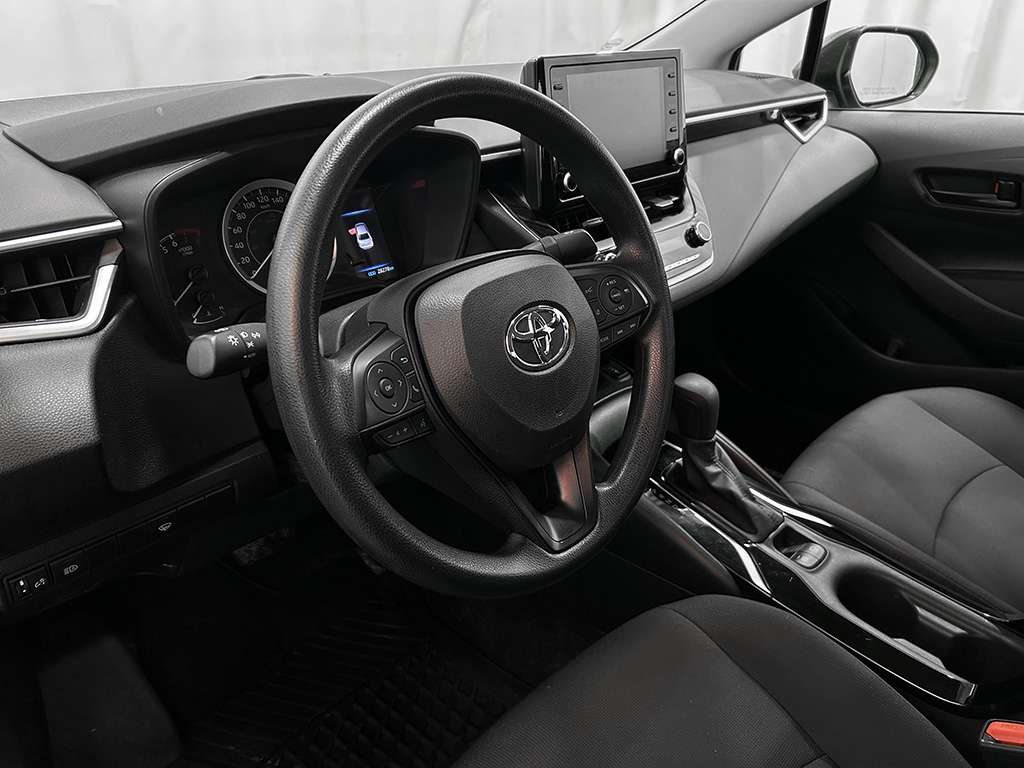 2022 Toyota Corolla - Image 8