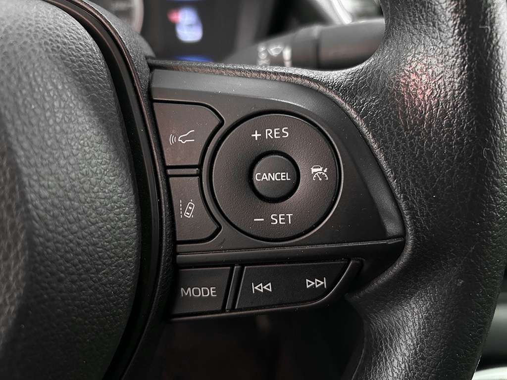 2022 Toyota Corolla - Image 13