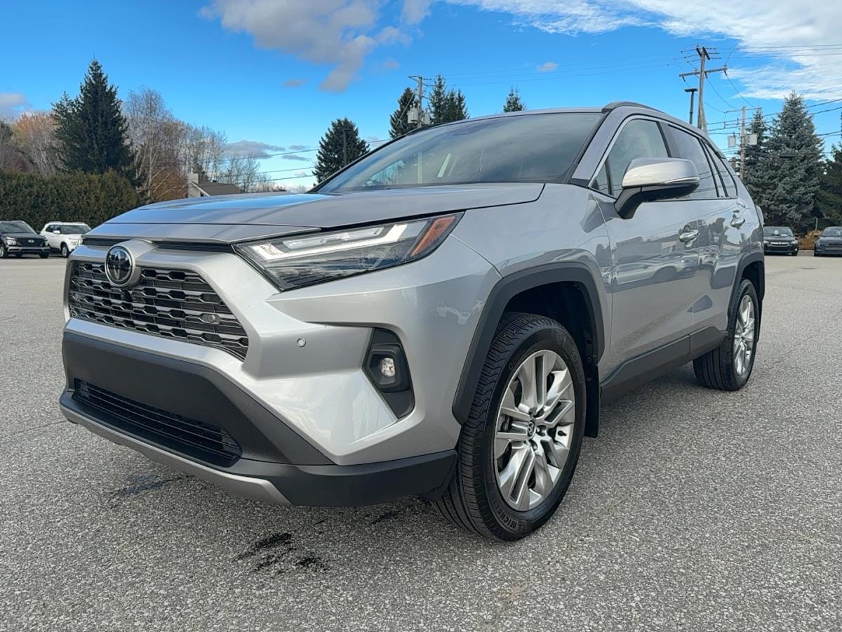 2023 Toyota RAV4 - Image 8