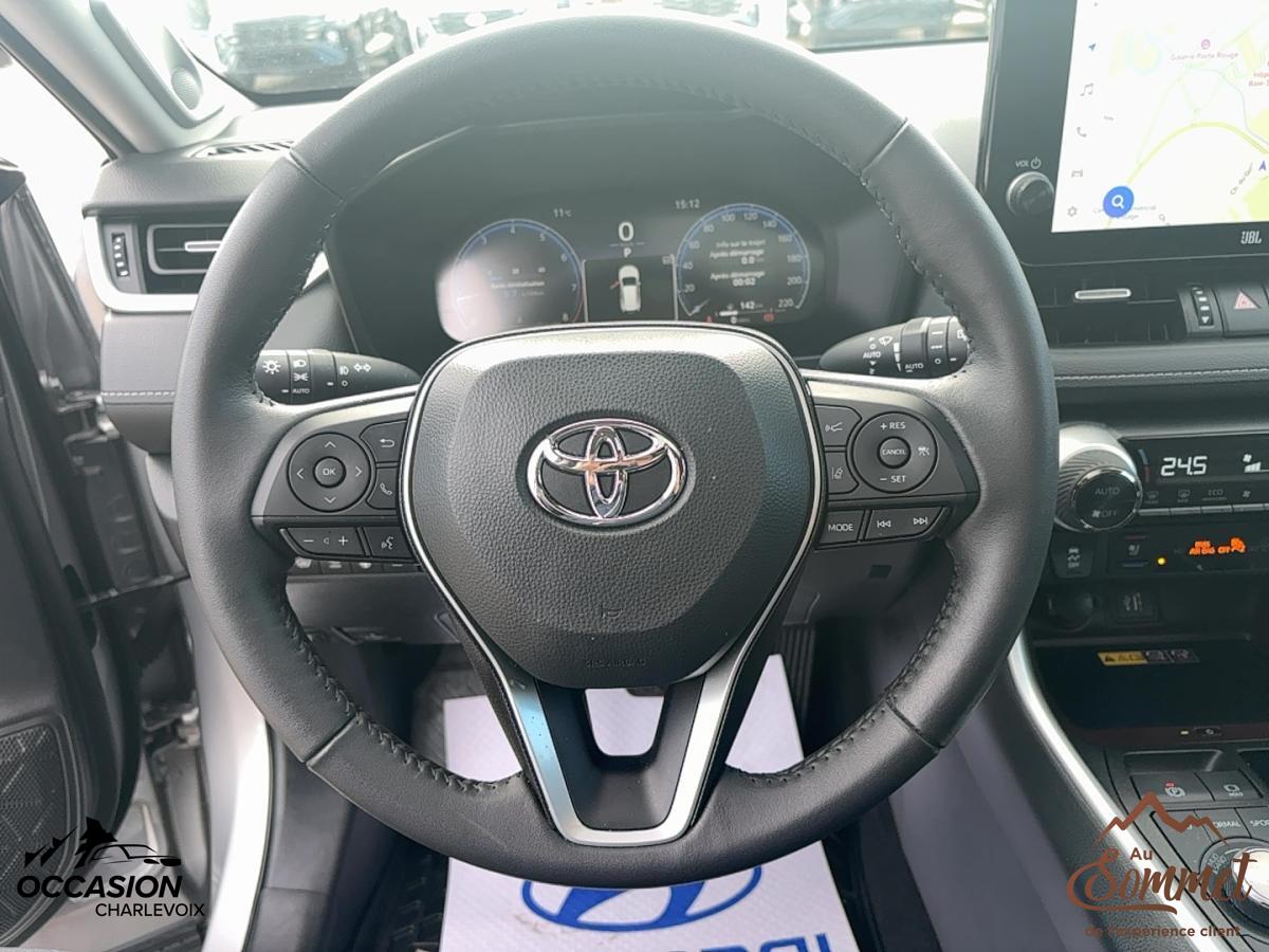 2023 Toyota RAV4 - Image 17