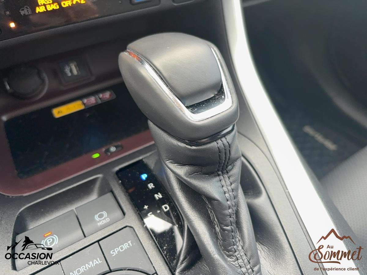 2023 Toyota RAV4 - Image 23