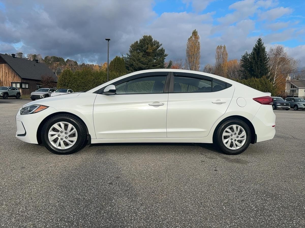 2017 Hyundai Elantra - Image 5