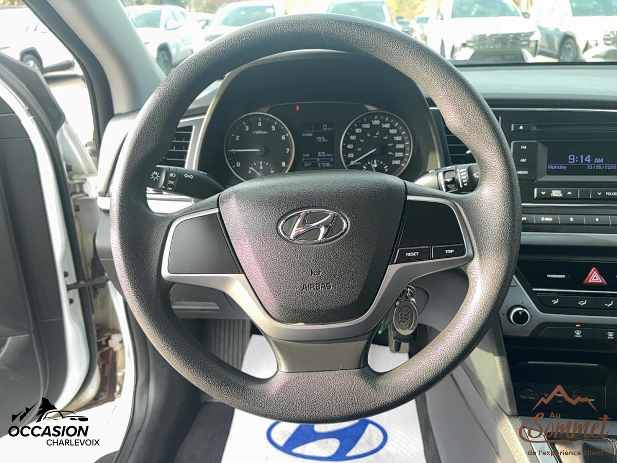 2017 Hyundai Elantra - Image 10