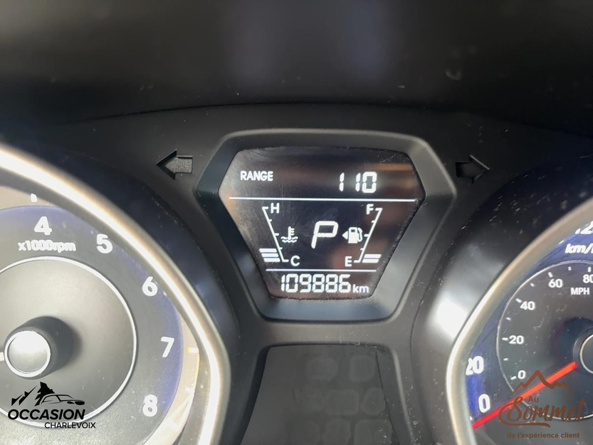 2015 Hyundai Elantra - Image 21