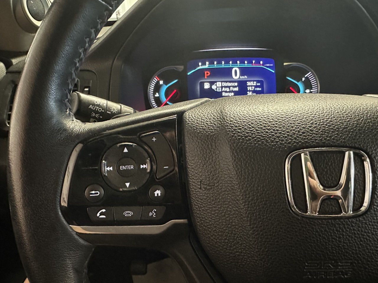 2022 Honda Pilot - Image 16
