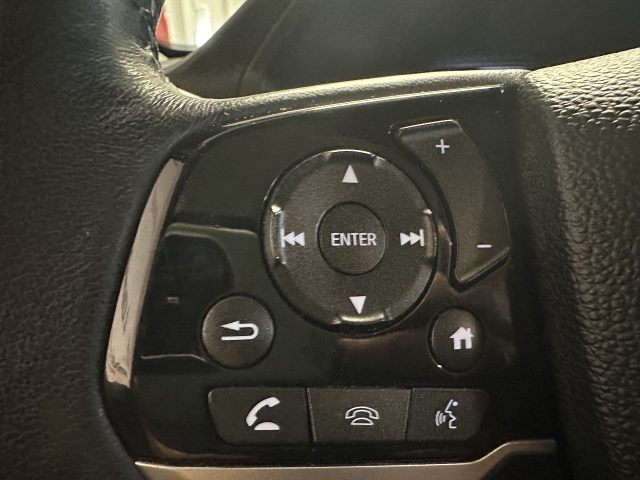 2022 Honda Pilot - Image 17
