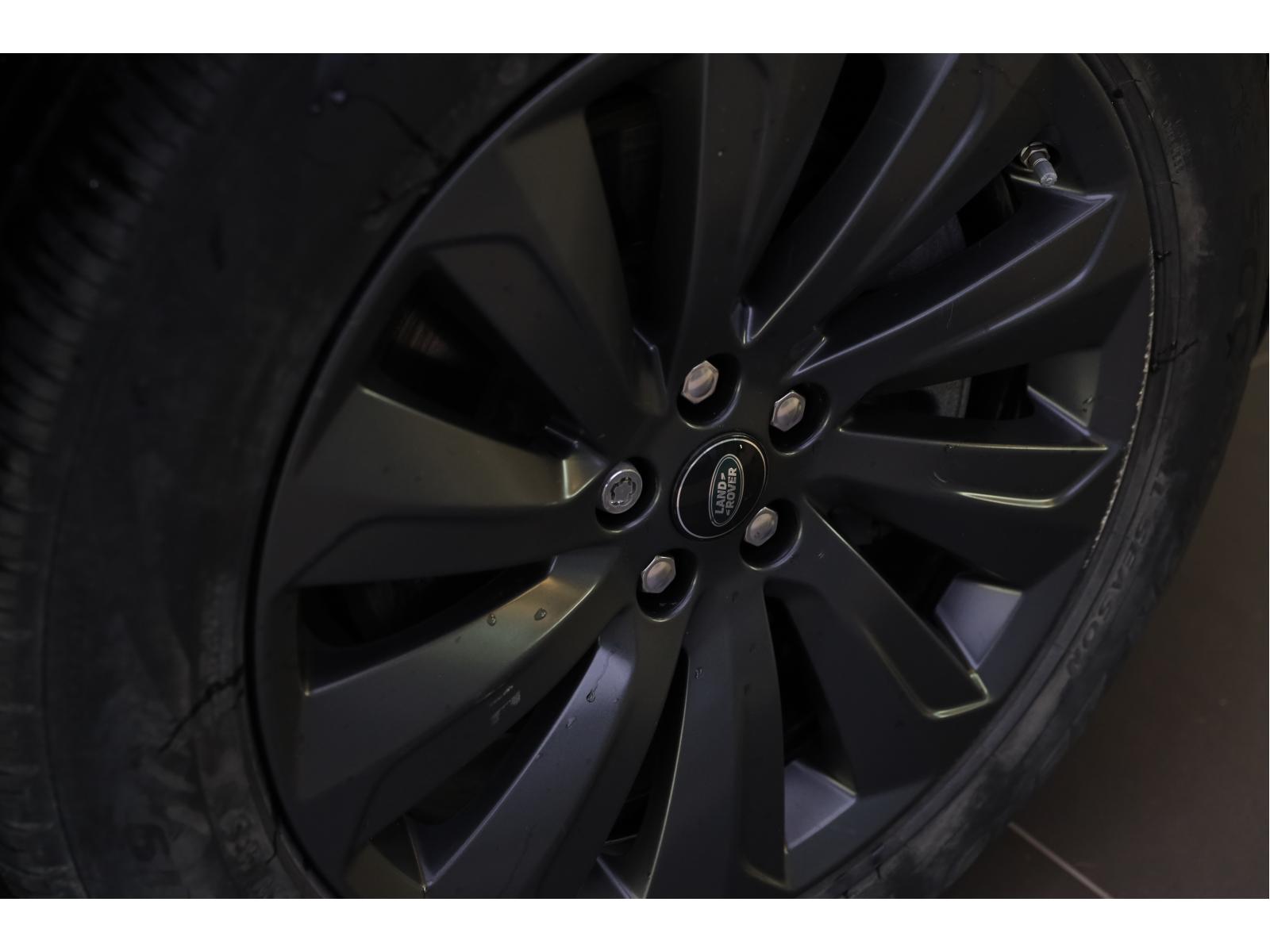 2021 Land Rover Discovery Sport - Image 8