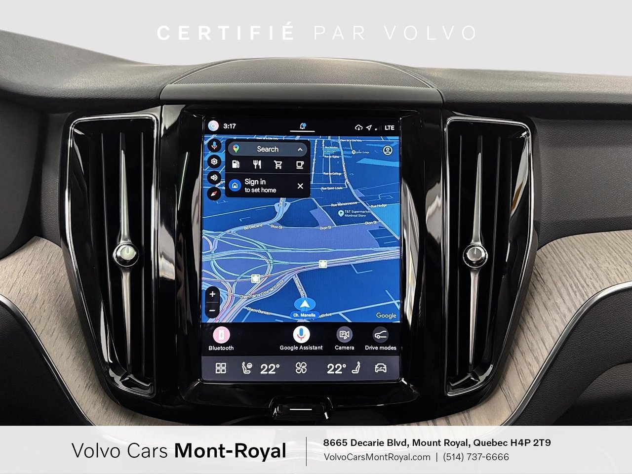 2025 Volvo XC60 - Image 17