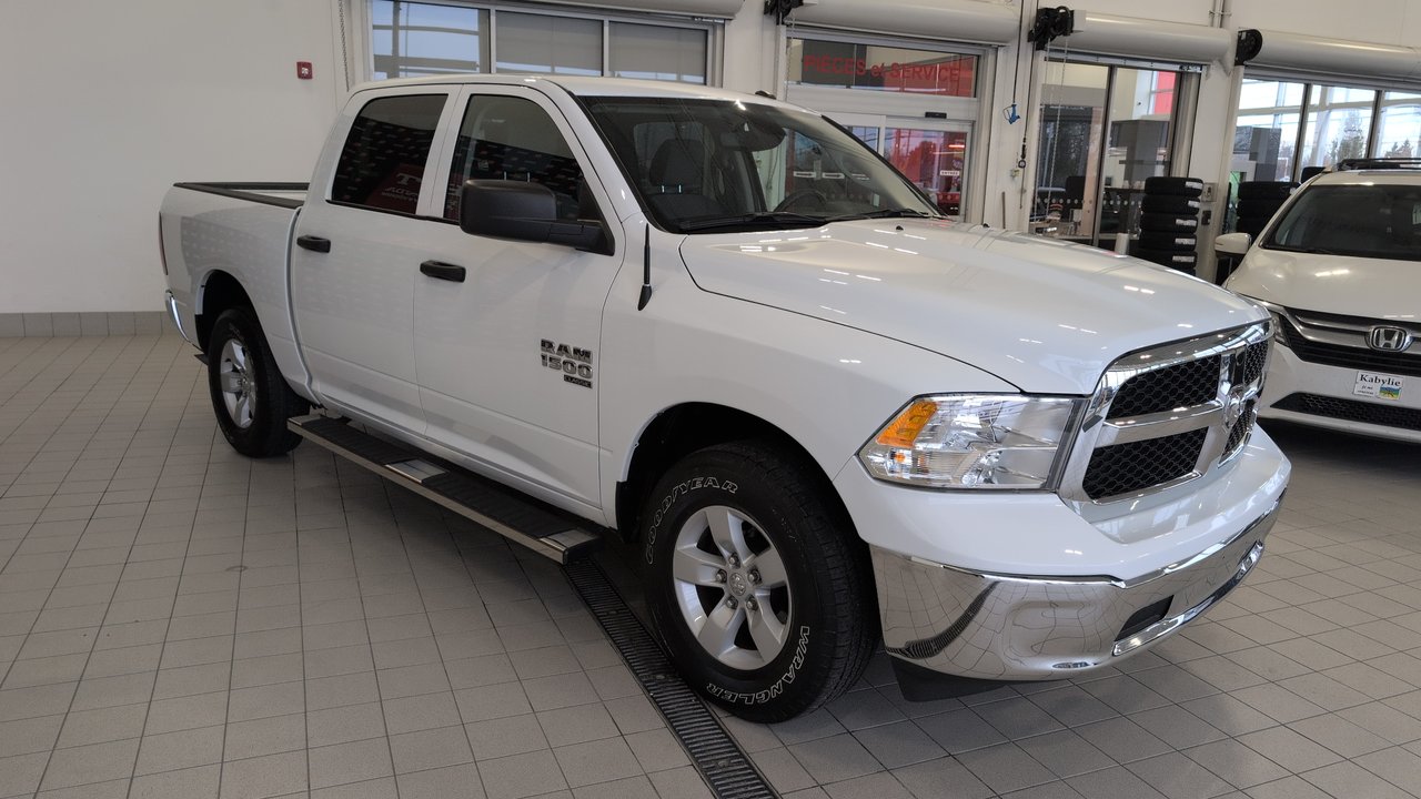 2023 Ram 1500 Classic - Image 3