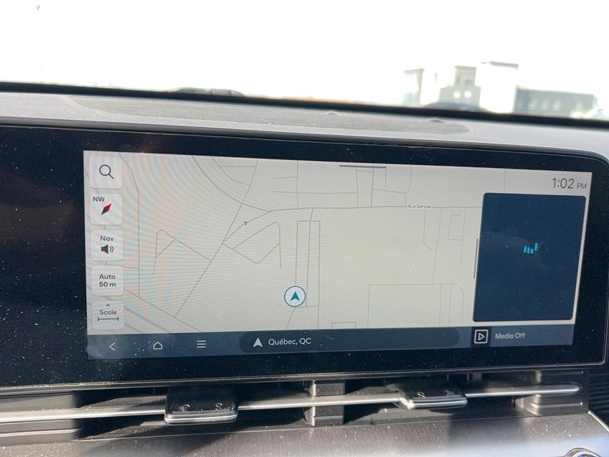 2025 Hyundai Kona Electric - Image 17