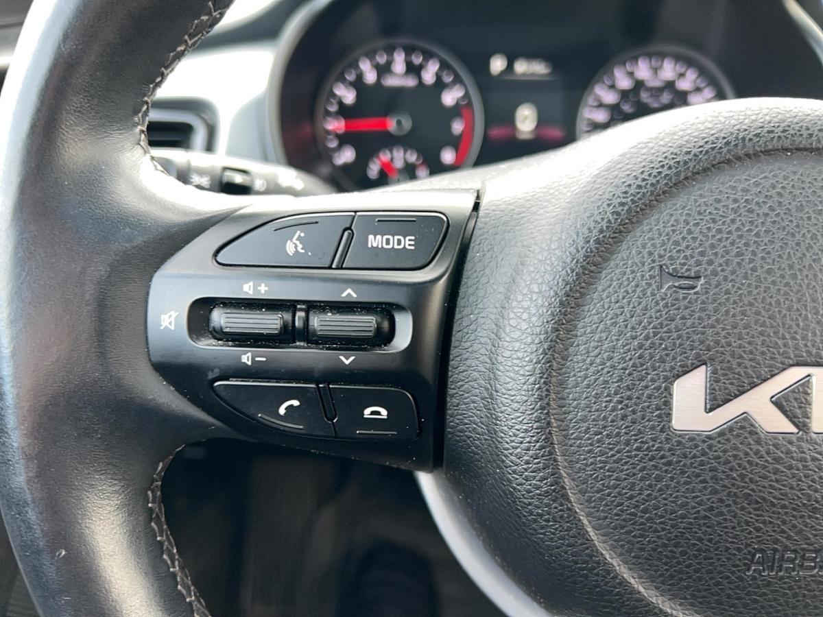 2023 Kia Rio5 - Image 9