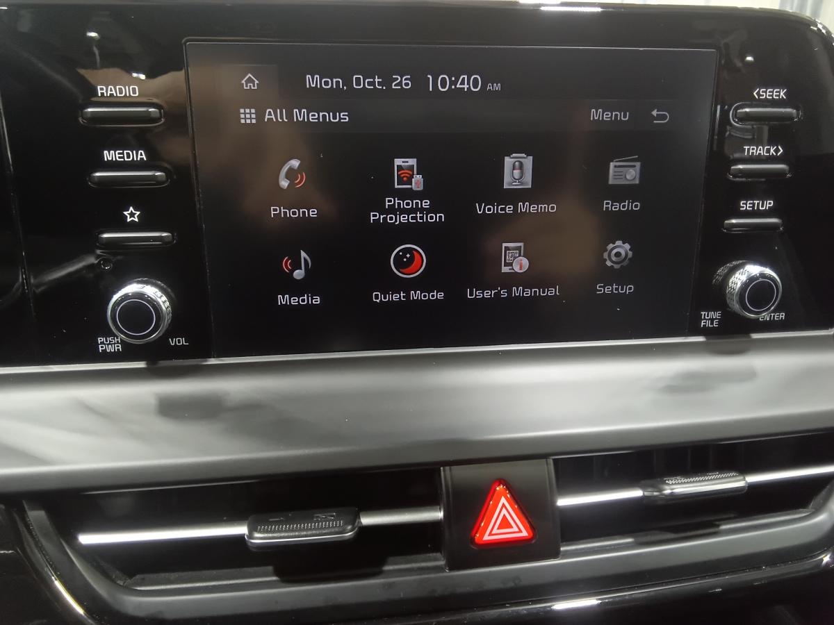 2025 Kia Seltos - Image 19