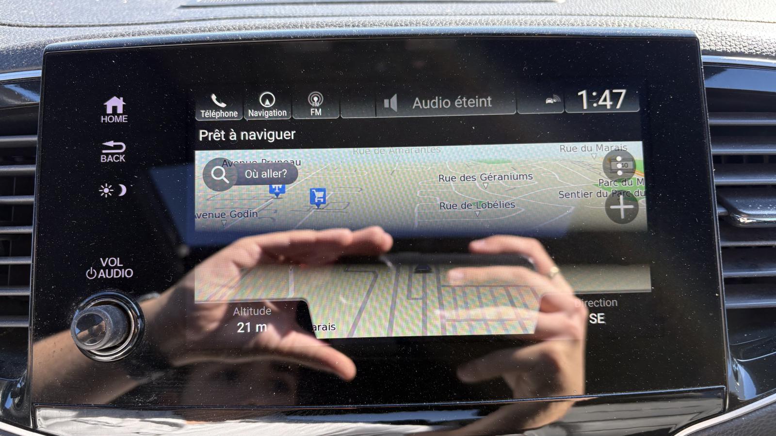2024 Honda Passport - Image 30