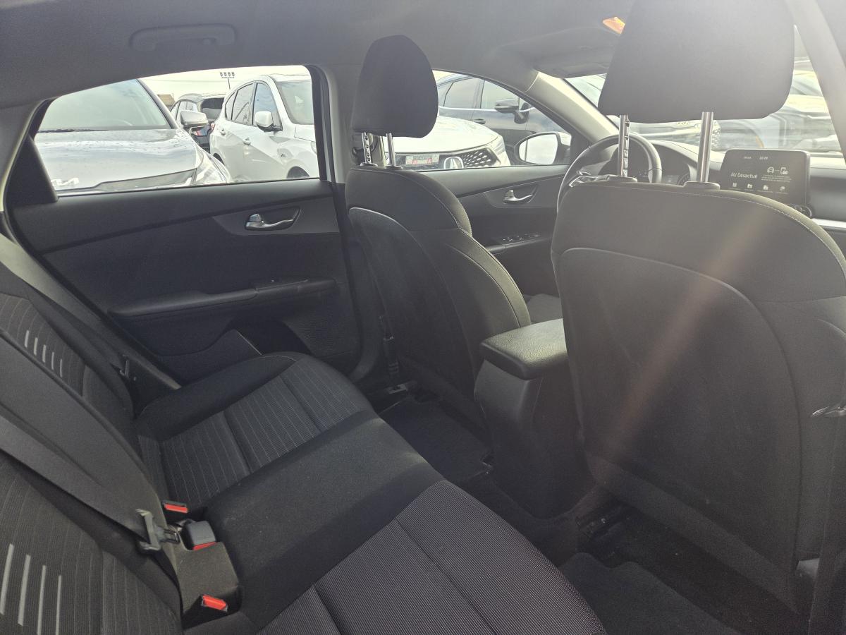 2020 Kia Forte - Image 7