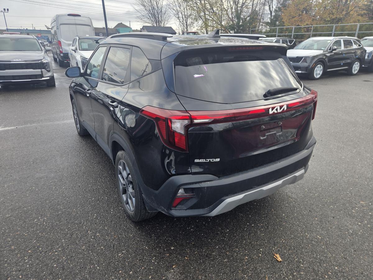 2024 Kia Seltos - Image 3
