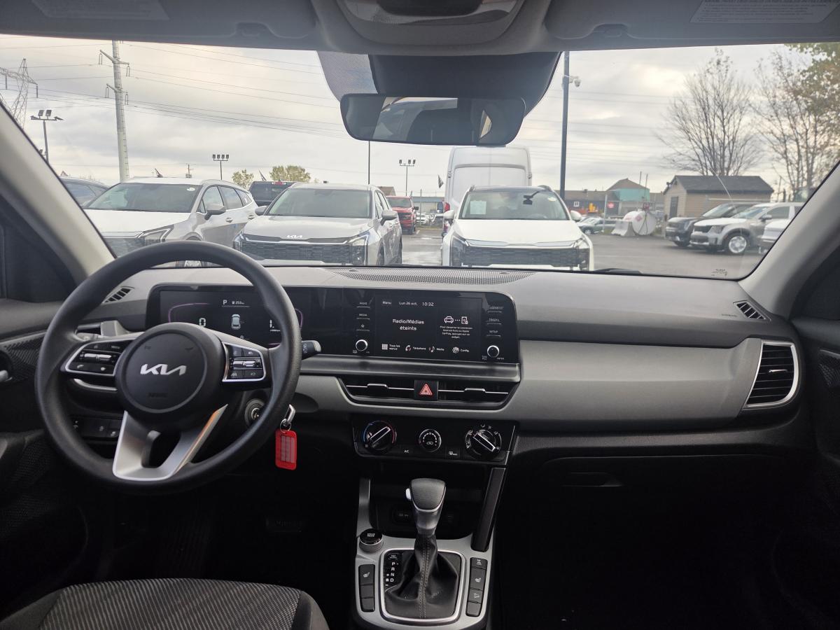 2024 Kia Seltos - Image 8