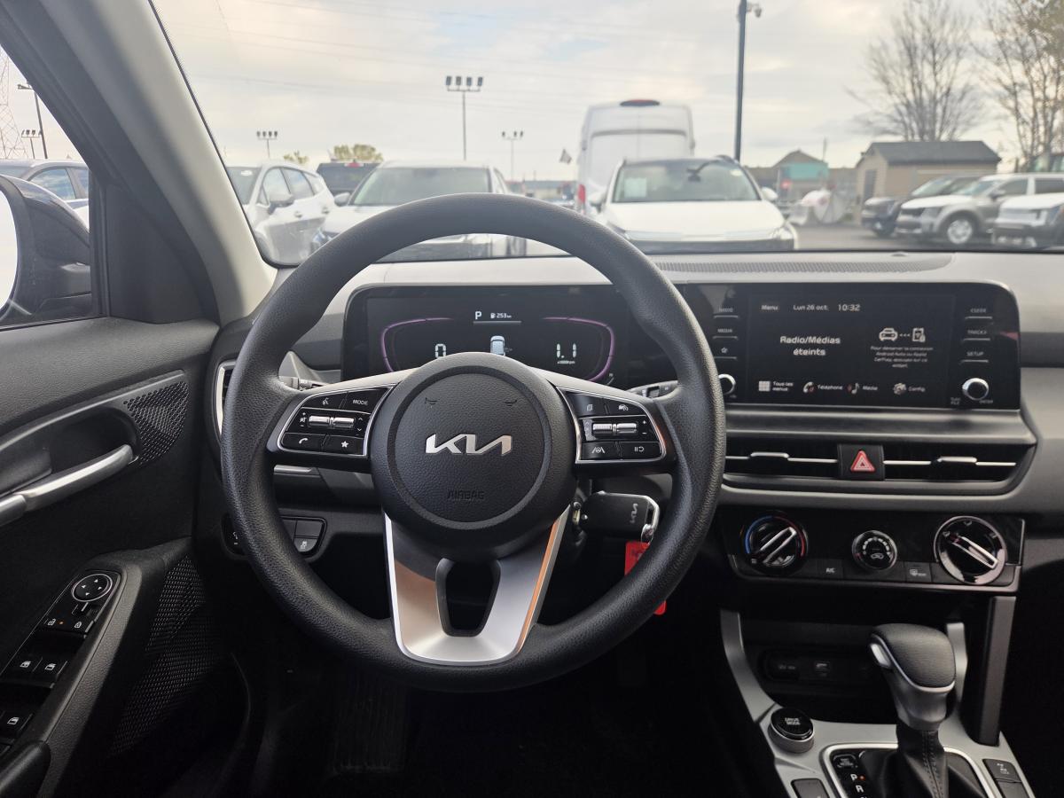 2024 Kia Seltos - Image 10