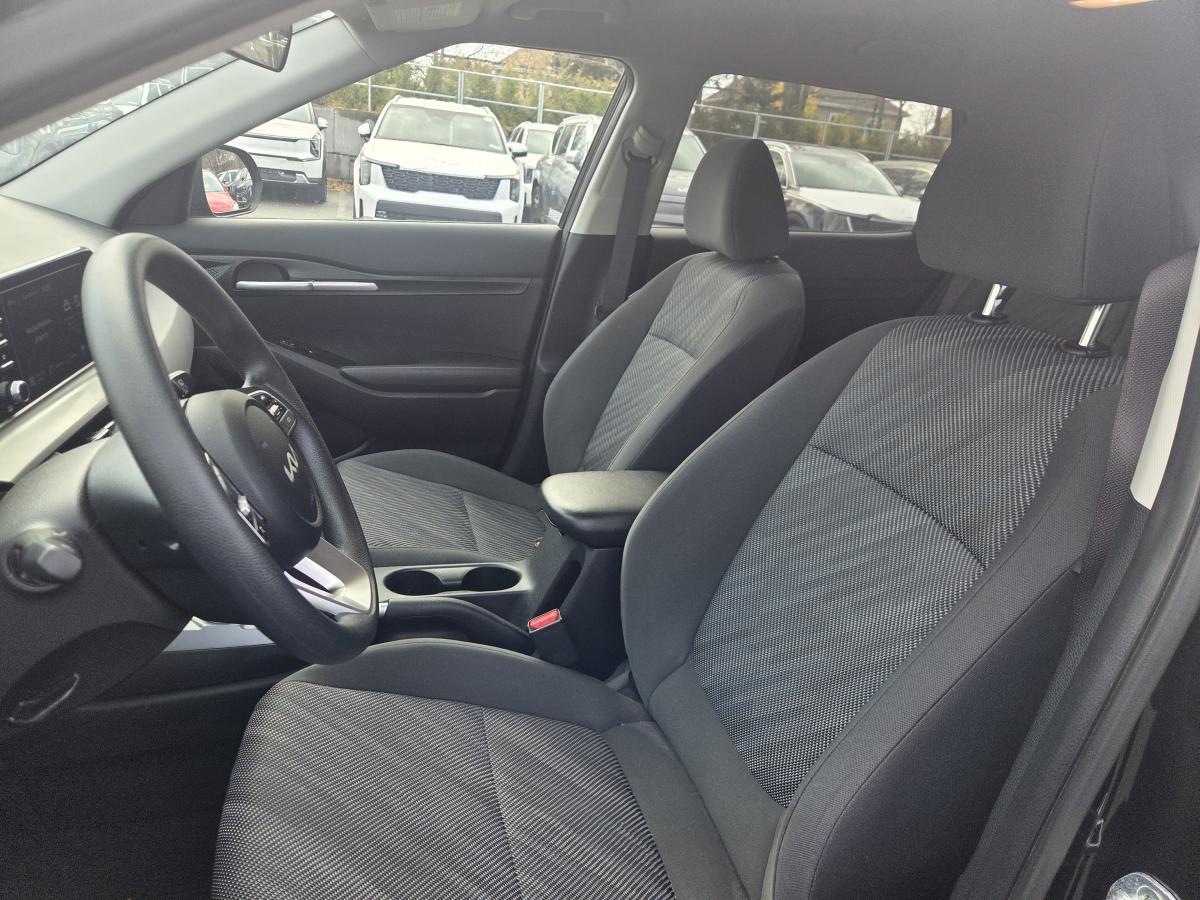 2024 Kia Seltos - Image 13